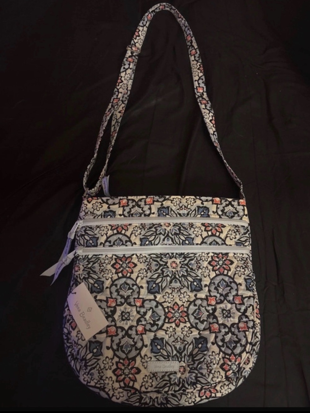 RETIRED NEW w tags Vera Bradley 3 Zip Hipster Lisbon Medallion